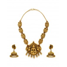 Manubhai unveils Temple jewellery